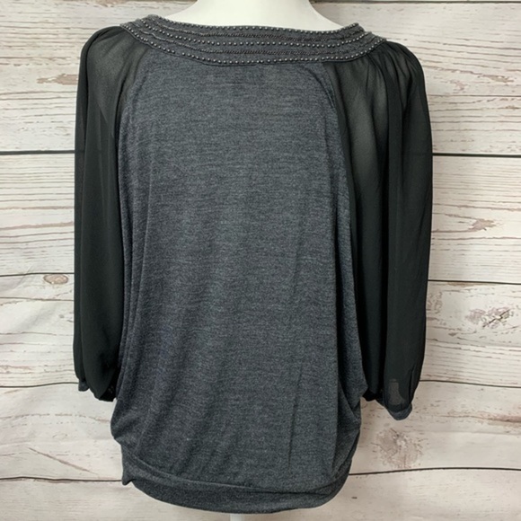 NWOT Miss Me Dolman Sleeved Embellished Top - Picture 4 of 5